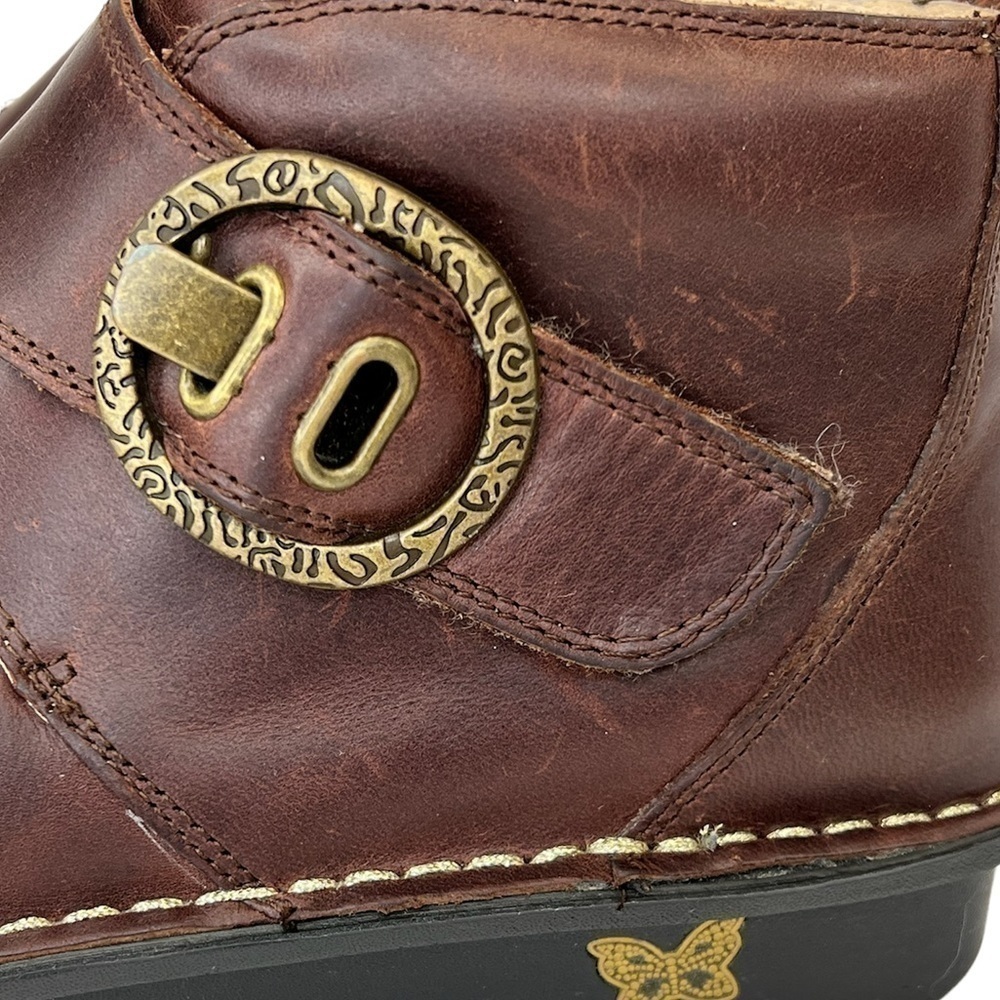 Alegria Caiti Gravy Pull Up Brown Leather Ankle Boots - Picture 14 of 16